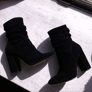 ALDO REAL SUEDE BOOTIES 💕